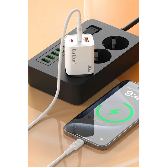 Earldom EU51 Type-C Lightning ve USB Çıkışlı 30W PD Hızlı Şarj Aleti - Beyaz