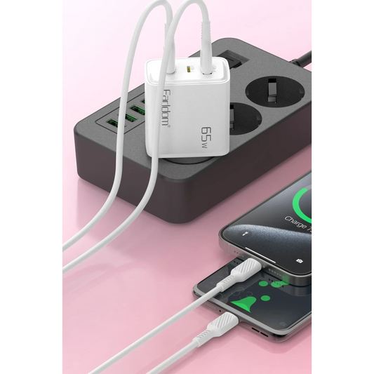 Earldom EU53 Type-C Lightning ve USB Çıkışlı 65W PD Hızlı Şarj Aleti - Beyaz