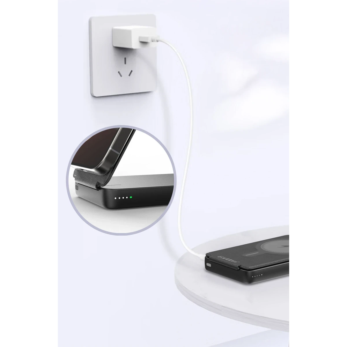 Earldom PD59 10.000 mAh 20W Kablosuz Şarj ve 20W Type-C Çıkışlı PD Hızlı Şarj ve Standlı Powerbank - Siyah